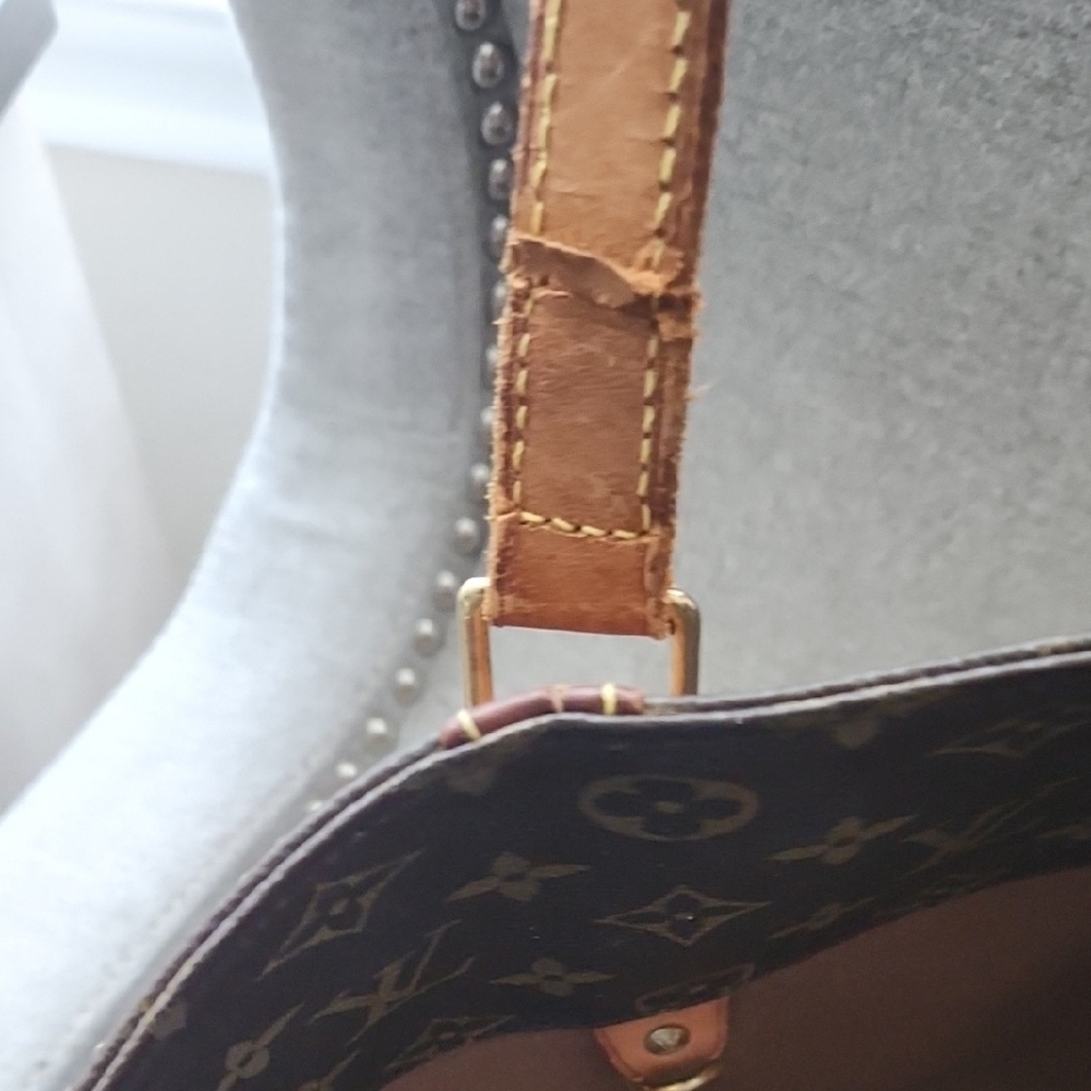 Louis Vuitton Brown Monogram Canvas Tote - Picture 6 of 15